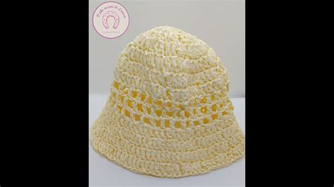 Come Realizzare un Semplice Cappello di Rafia .